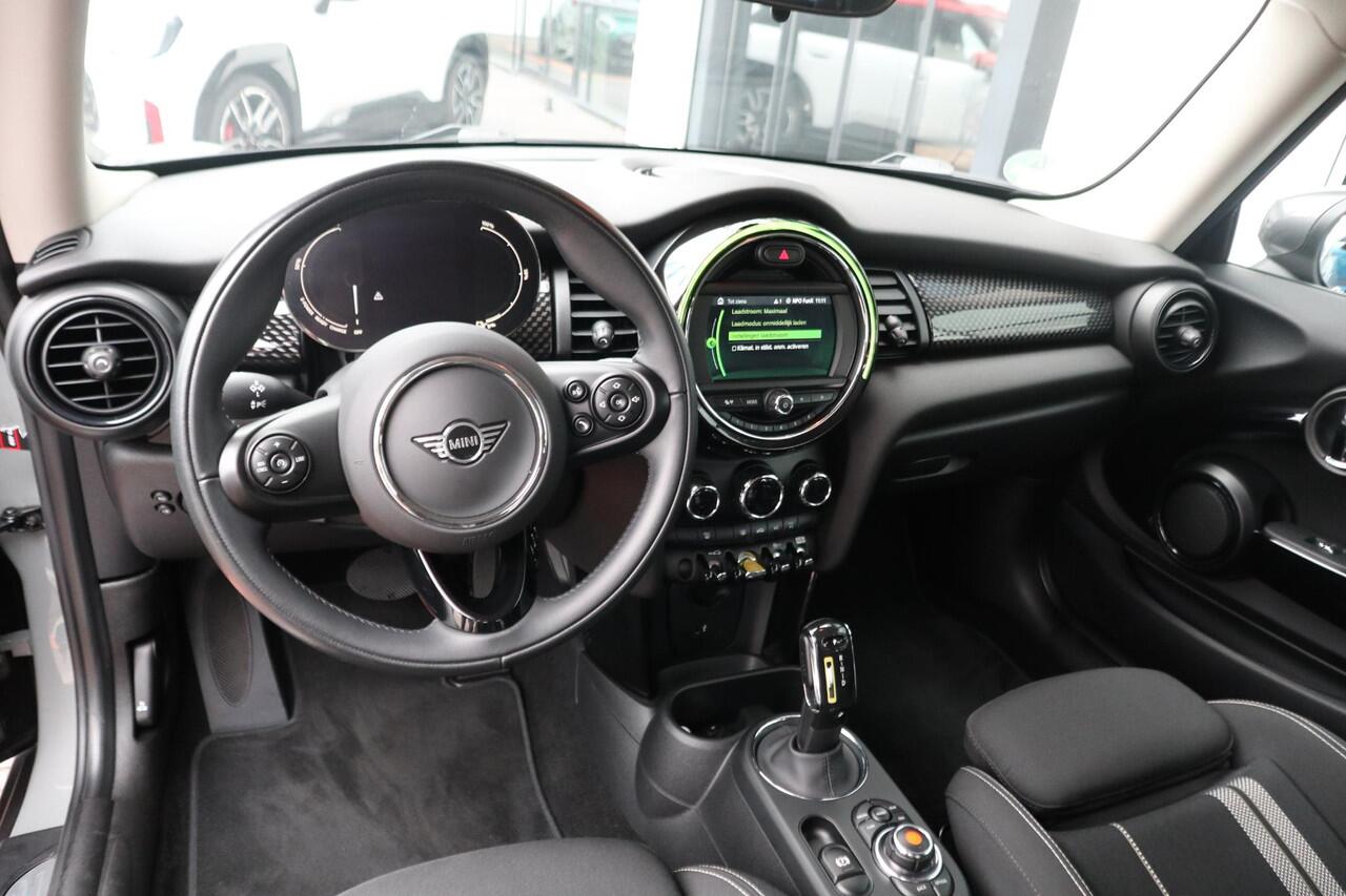 Mini Electric | LED | Navigatie | DAB