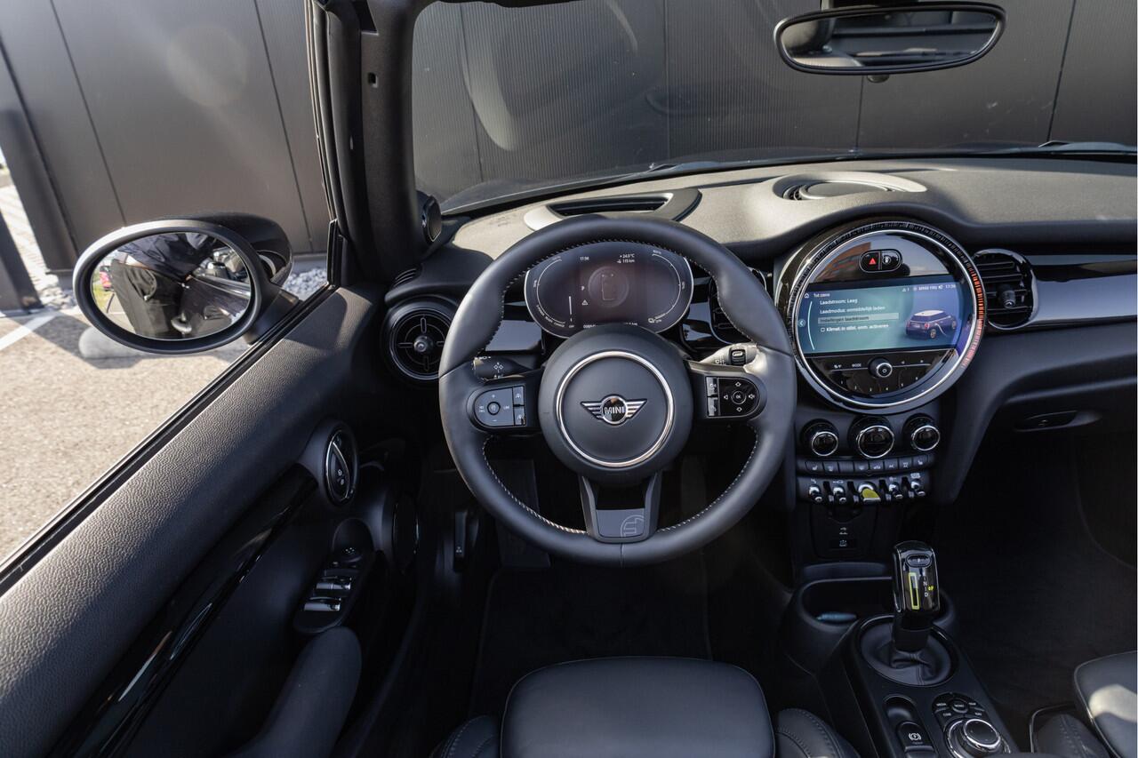 Mini Electric Mini Cabrio MINI Yours 33 kWh | Electrisch | Camera + Pdc l Adapt. Cruise l 1 of 999 l Harman Kardon