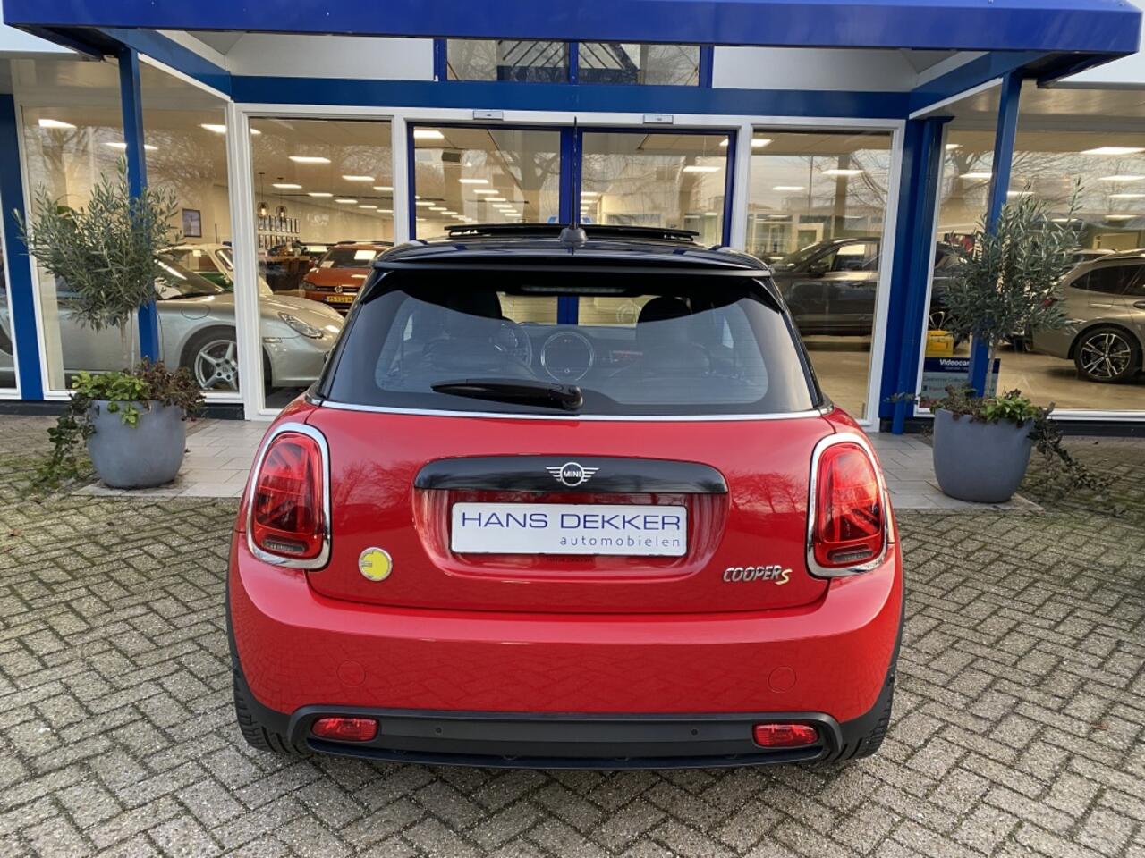 Mini Electric Mini Yours 33 kWh | Pano | H/K | Sfeer | HuD | Virtual | Camera | Car