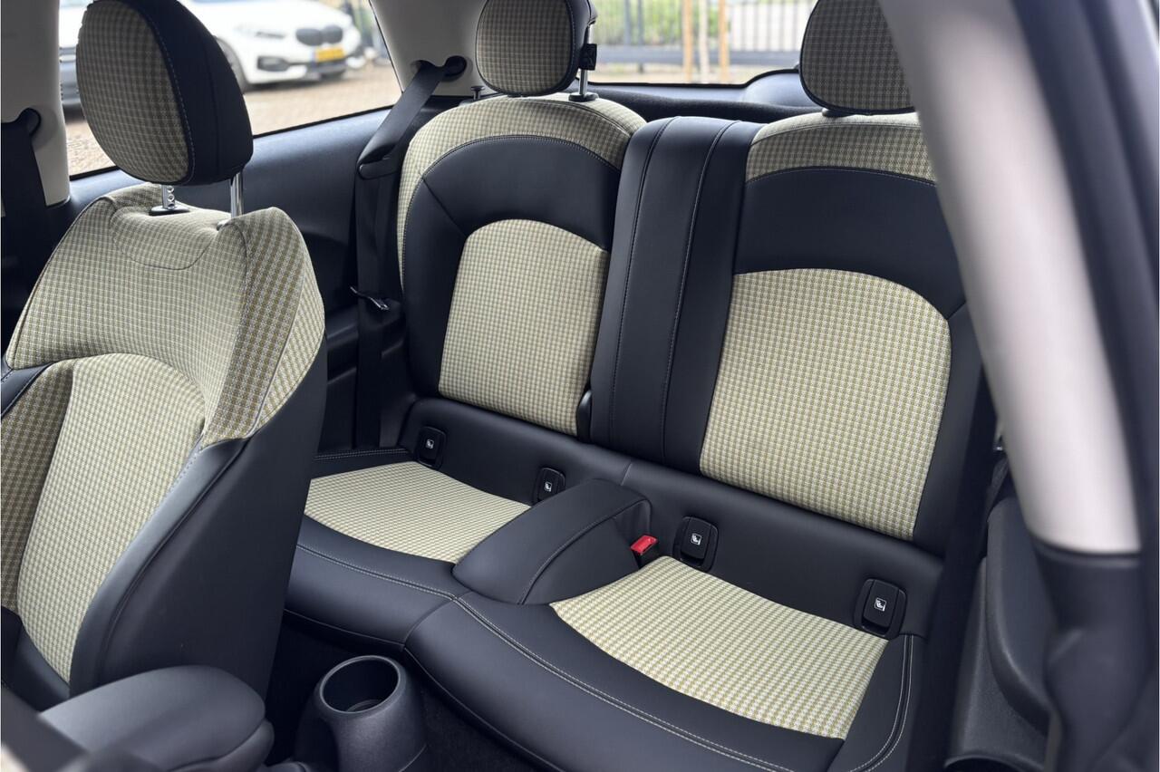 Mini Electric Cooper SE 33 kWh | Camera | Unieke bekleding | Stoelverwarming | LED