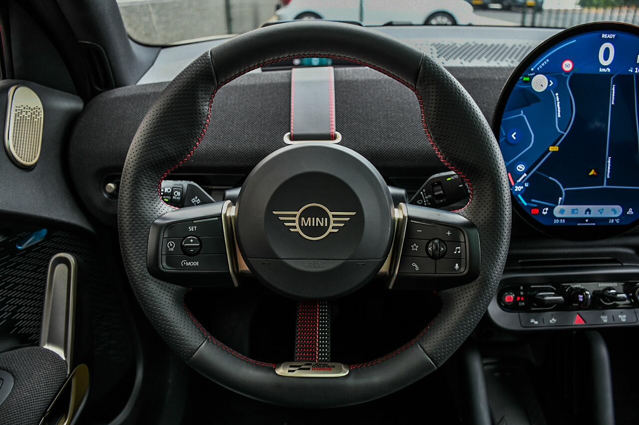 Mini Electric Mini Aceman SE John Cooper Works XL