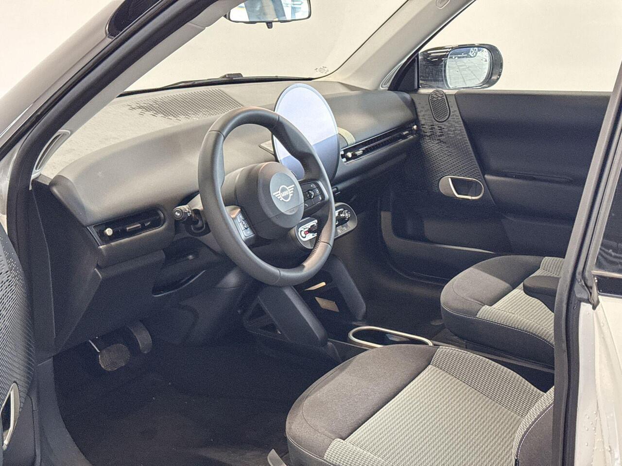 Mini Electric Cooper 3-deurs Cooper SE Essential 54.2 kWh