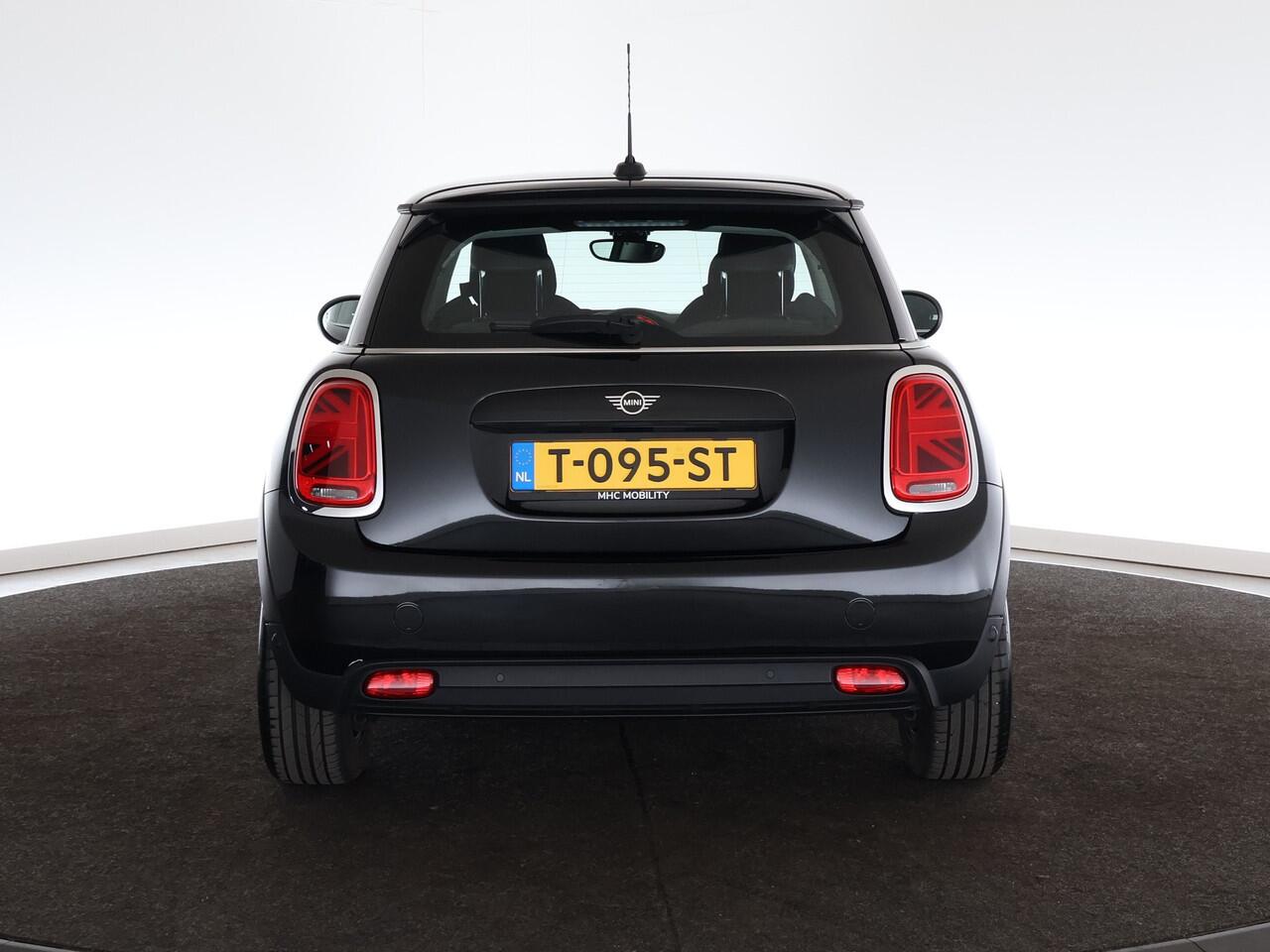 Mini Electric Mini Classic 33 kWh | Camden editie | Clima | Navi |*