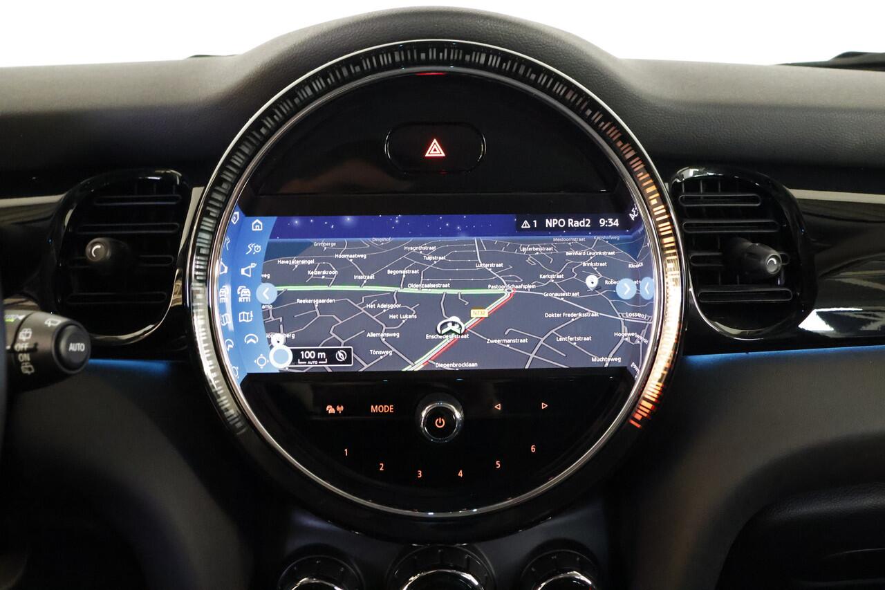 Mini Electric Cooper Collection 33 kWh / LED / Navi / CarPlay / Cruisecontrol