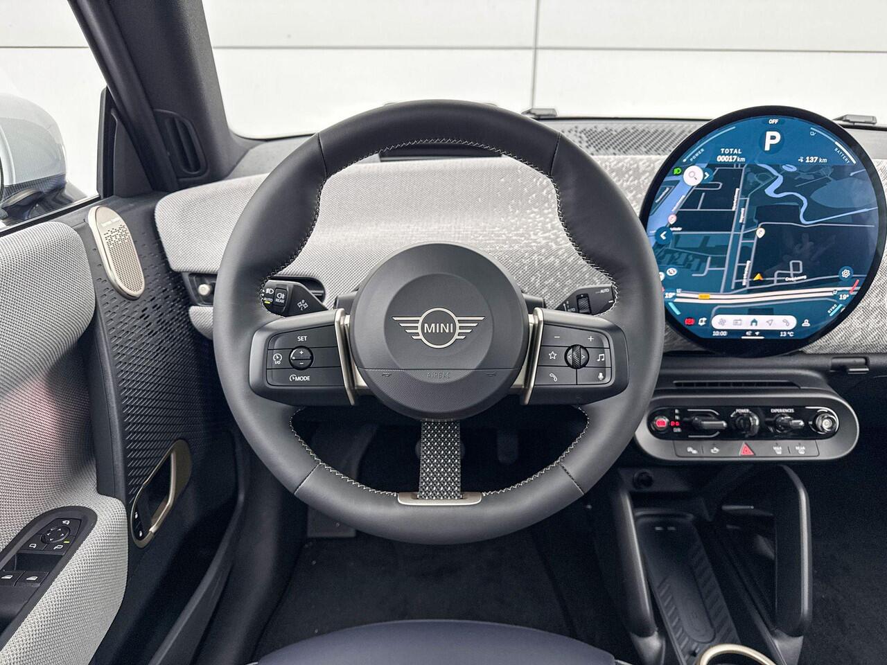 Mini Electric Cooper 3-deurs Cooper E Favoured L 40.7 kWh