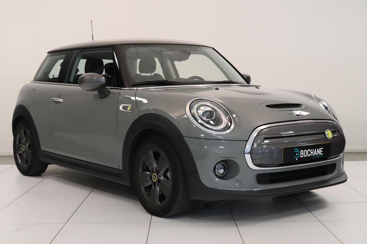 Mini Electric Mini Basic 33 kWh | Climate Control | Snellader | Cruise control | Bluetooth | LED koplampen | Navigatie | SoH 96,2% |
