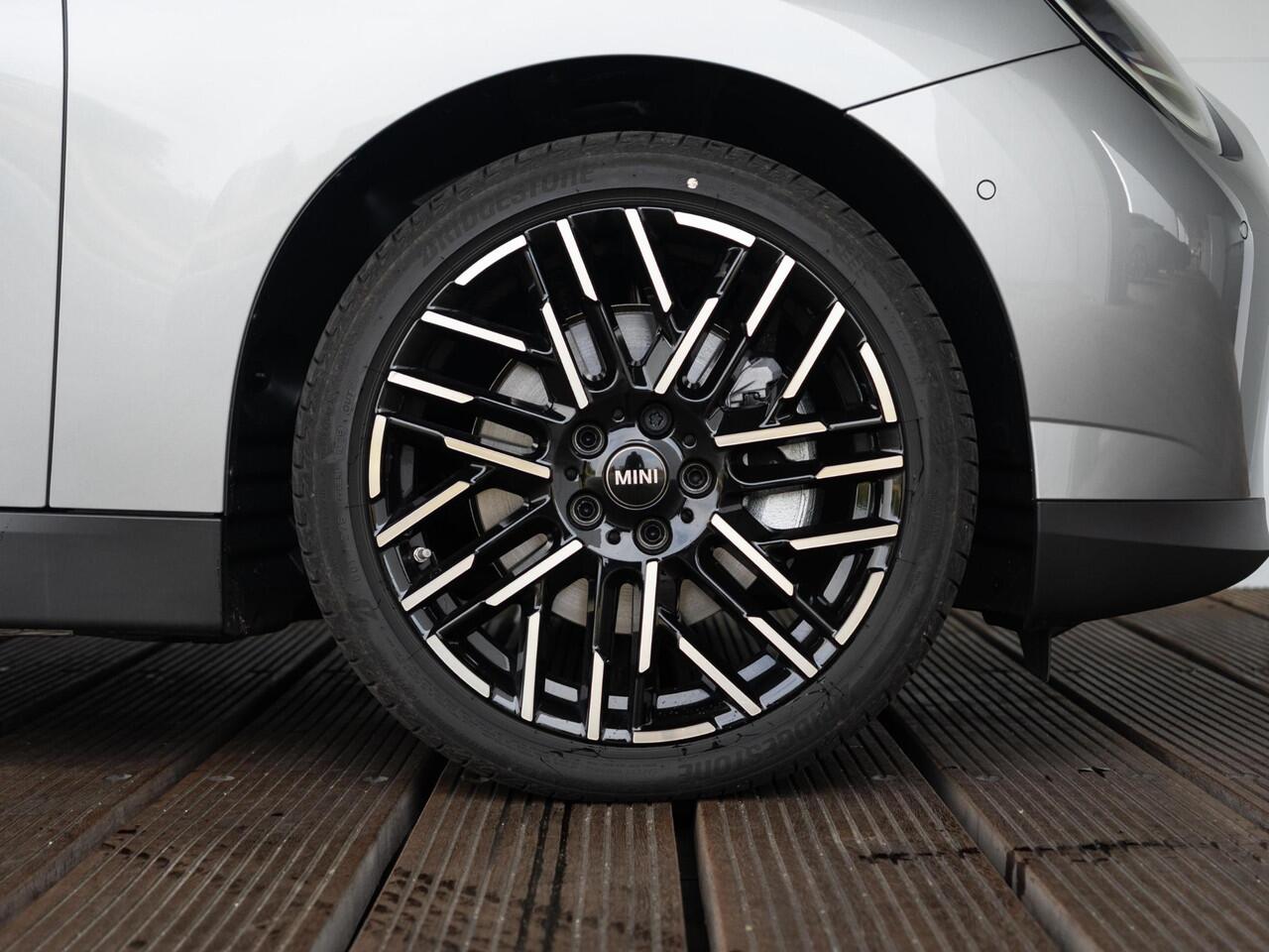 Mini Electric 3-deurs SE | Favoured Trim + Package XL