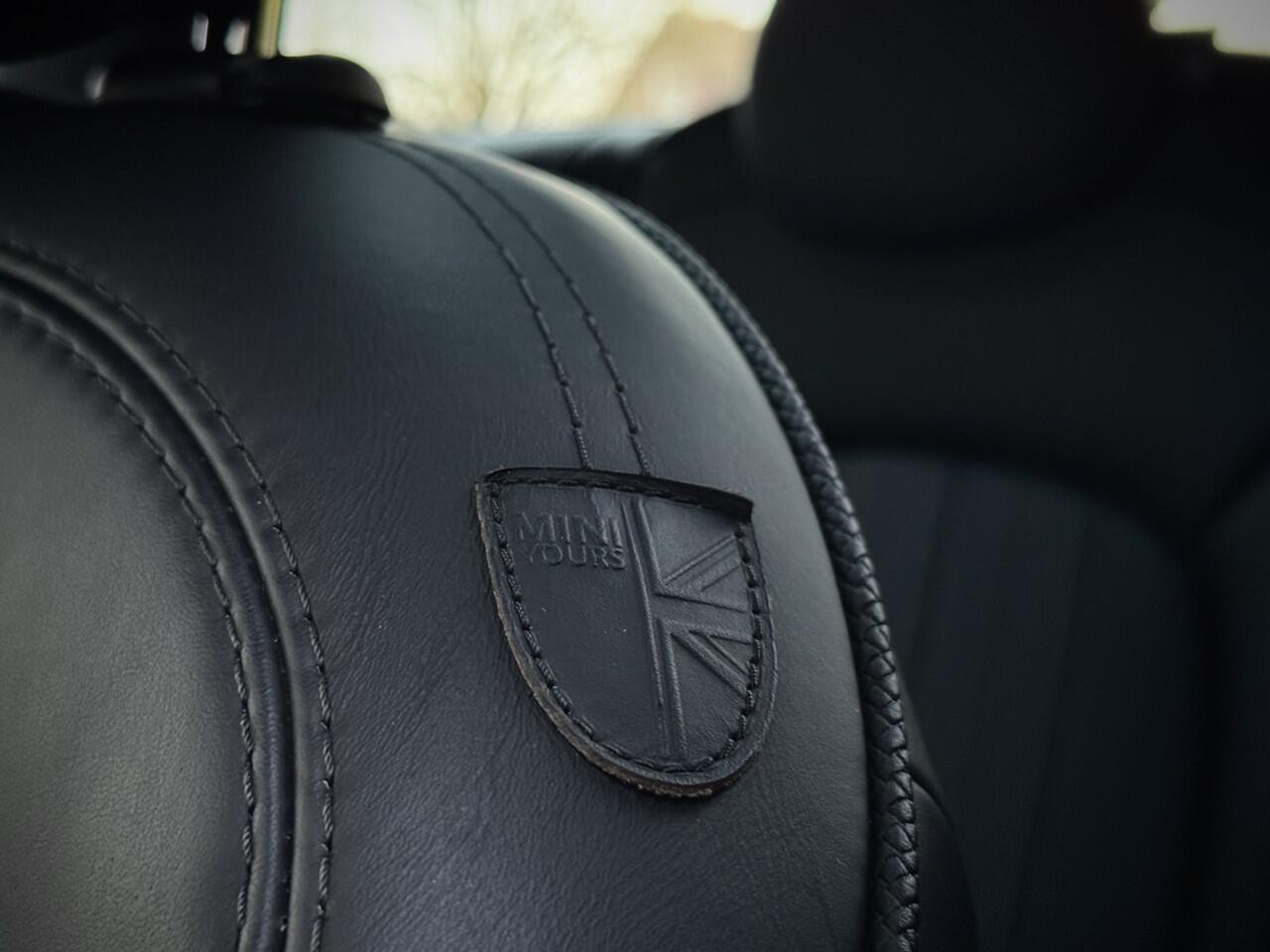 Mini Electric Mini Yours 33 kWh | Panoramadak | Harman Kardon | Adaptive Cruise | Yours Nappa Leder | Camera