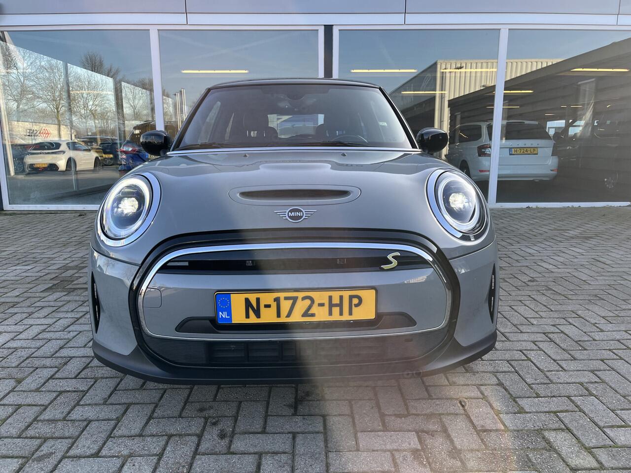 Mini Electric Mini / Led / Carplay / Clima / Lmv / Leer Business Edition 33 kWh