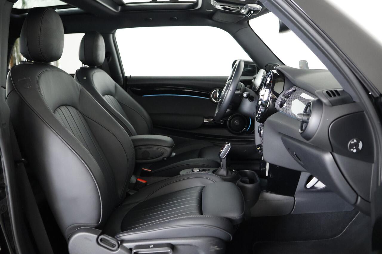 Mini Electric Cooper MINI Yours 33 kWh / LED / Opendak / Leder / HarmanKardon / HUD