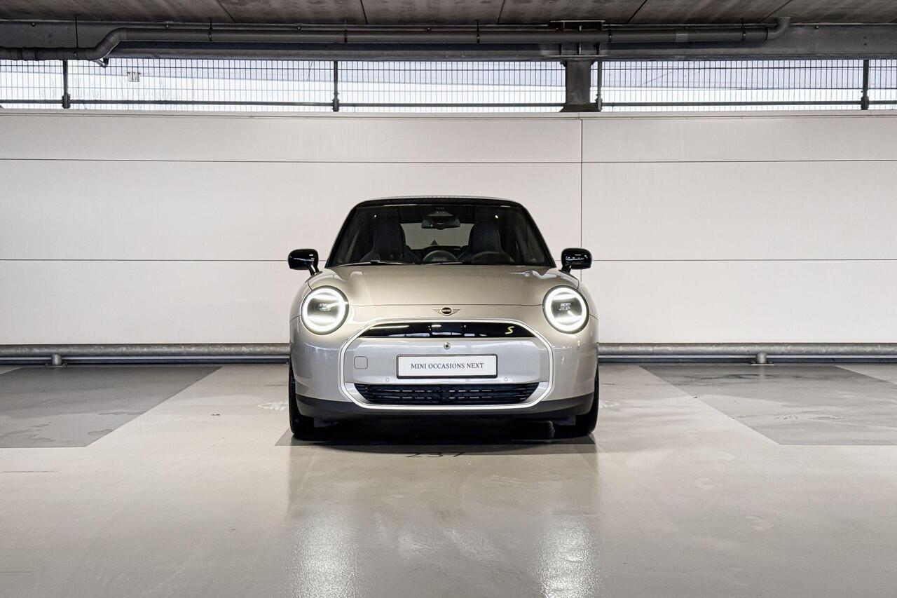 Mini Electric Cooper 3-deurs SE Favoured XL