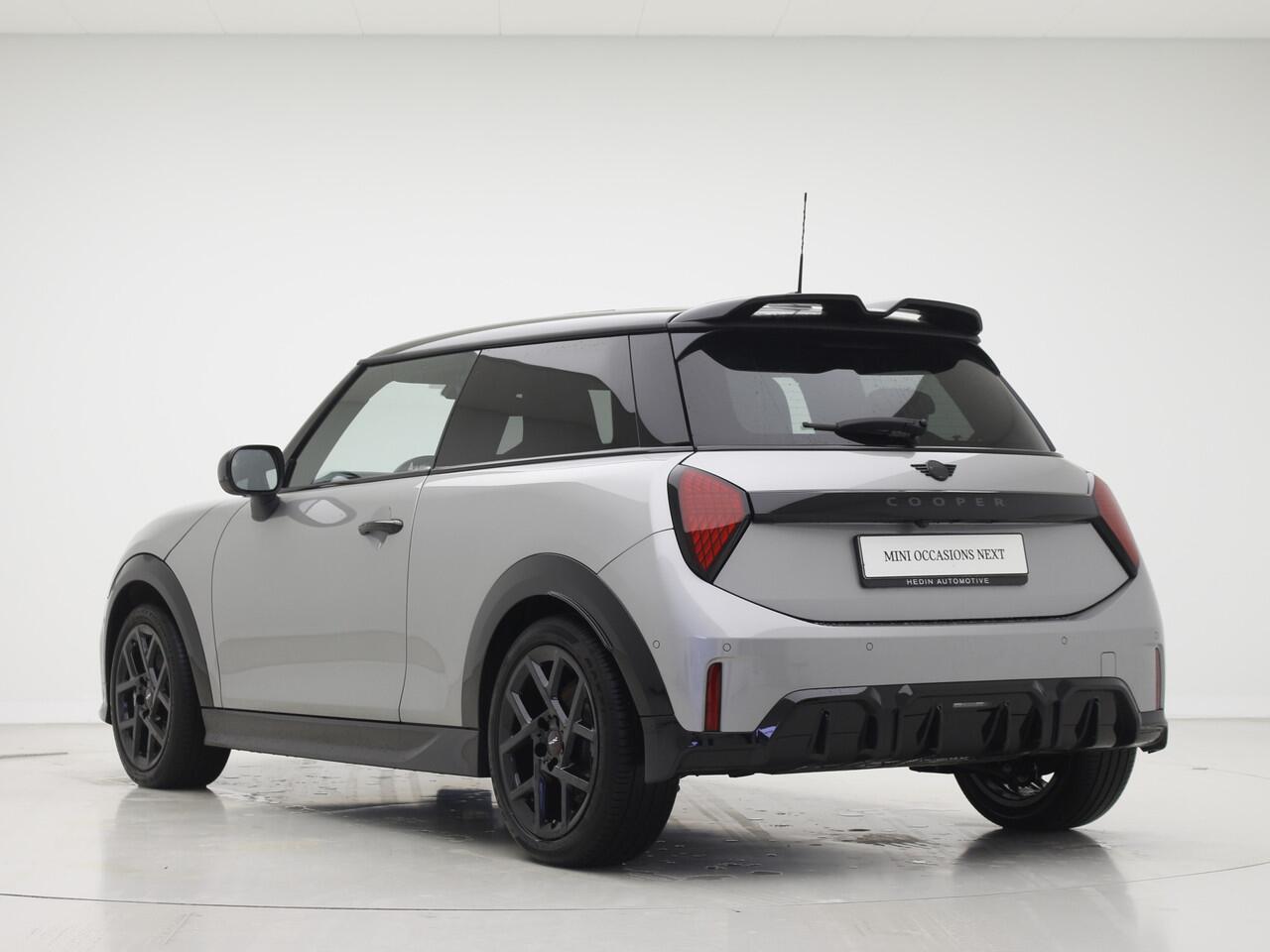 Mini John Cooper Works 3-deurs C Cooper M | 17" | Comfort Acces | Panorama | Stoel/Stuurverwarming | Head-Up