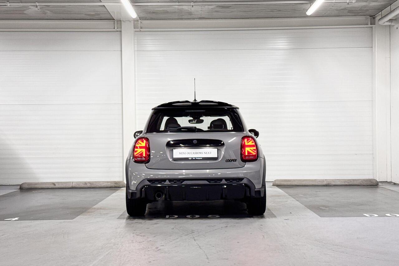 Mini John Cooper Works 3-deurs Cooper | JCW aërodynamicaset | Navigatiesysteem | AppleCarplay