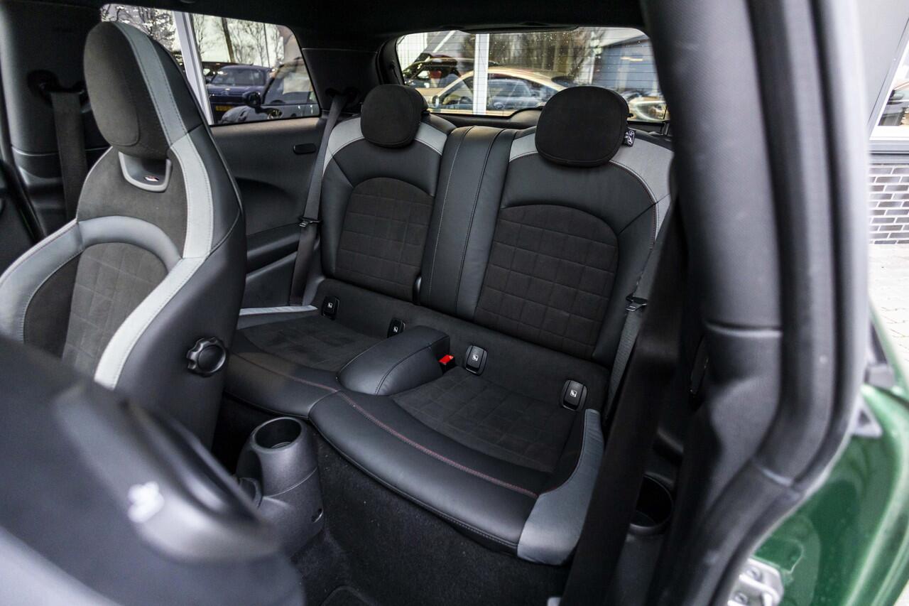 Mini John Cooper Works Mini 2.0 JCW Pack | Pano | Camera