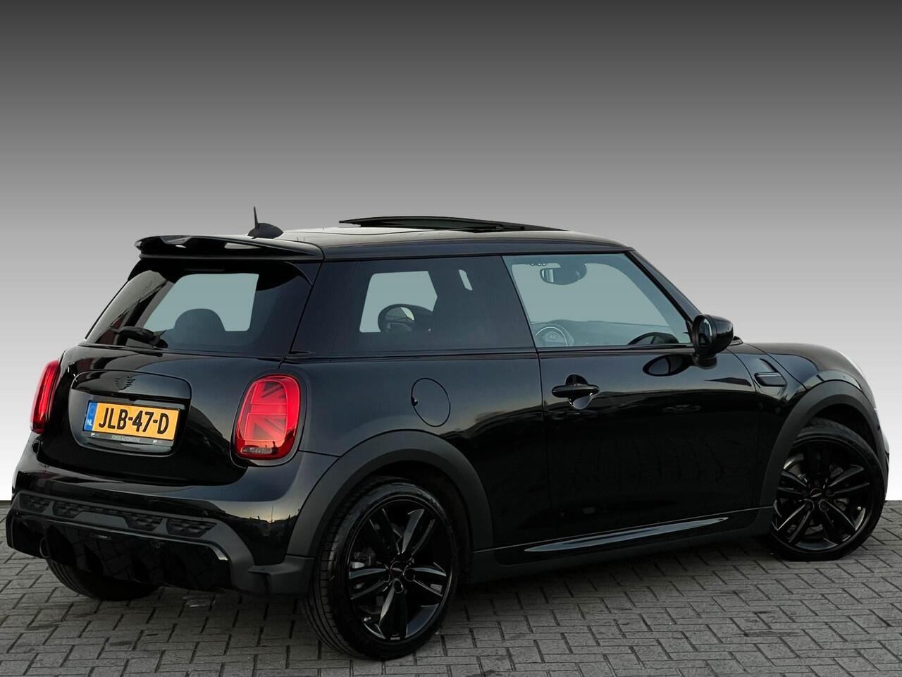 Mini John Cooper Works 1.5 Cooper PANODAK | LEDER | HARMAN KARDON | DEALER ONDERH | CAMERA | HEAD - UP |
