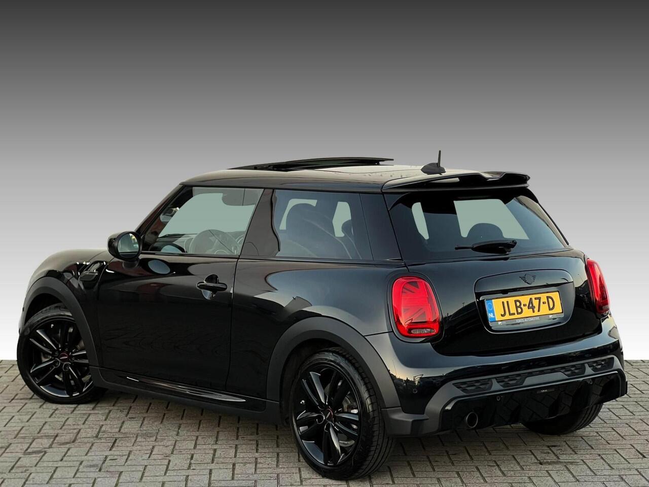 Mini John Cooper Works Mini 1.5 Cooper PANODAK | LEDER | HARMAN KARDON | DEALER ONDERH | CAMERA | HEAD - UP |
