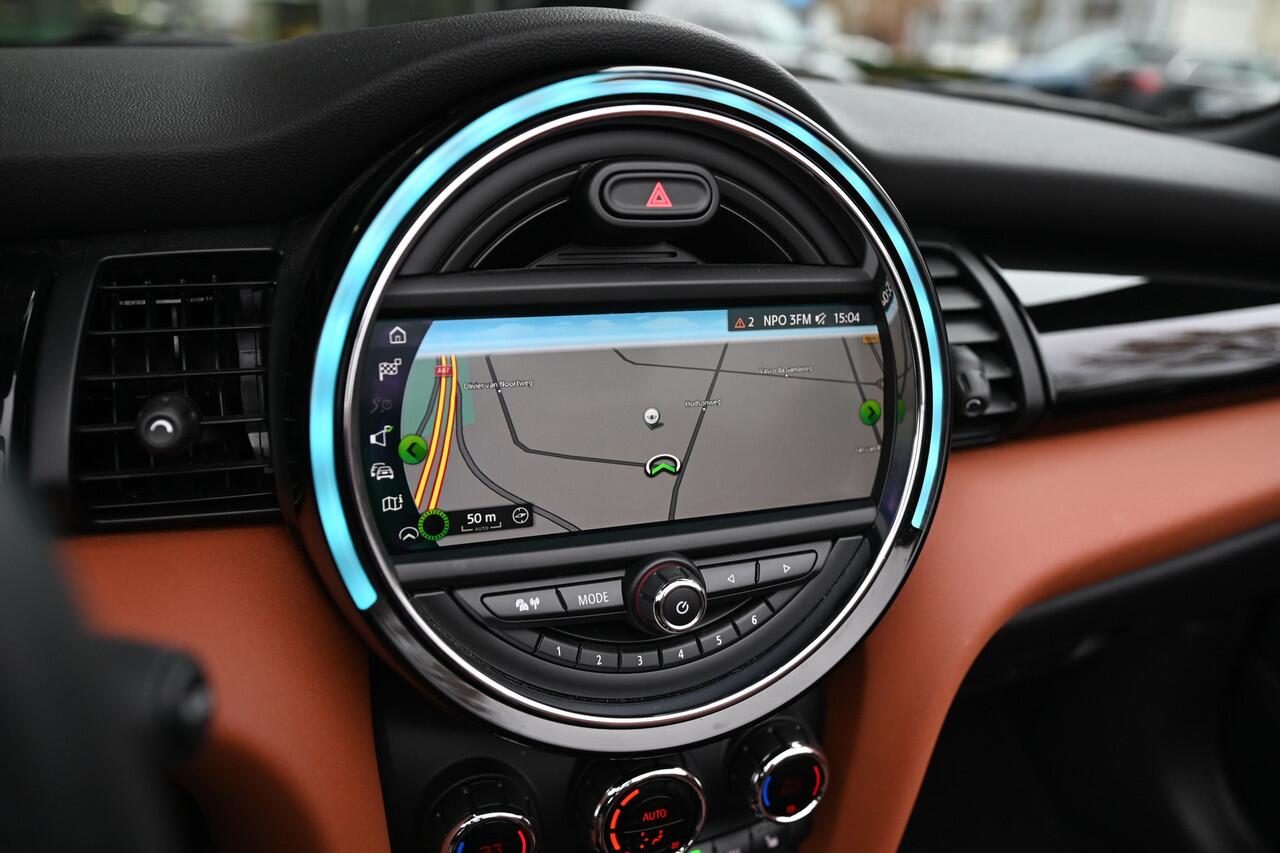 Mini John Cooper Works Cabrio S JCW Automaat / Achteruitrijcamera / Comfort Access / LED / Harman-Kardon / Park Assistant / Stoelverwarming