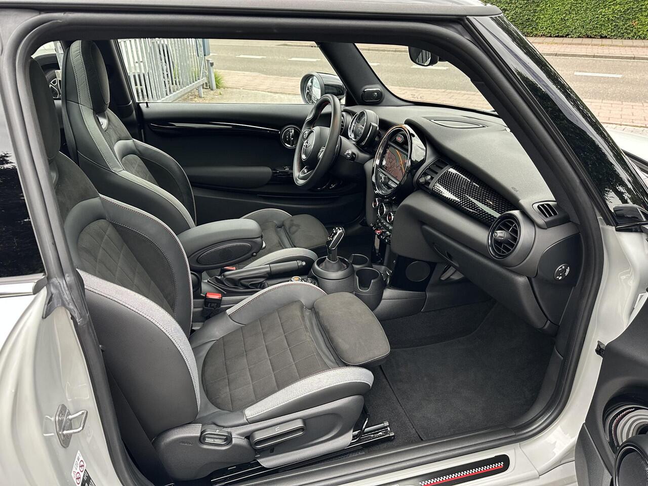 Mini John Cooper Works Mini 2.0 S Automaat JCW AC-Schnitzer Uniek! 17dKM!|JCW-stoelen|Panorama|CarPlay|Camera