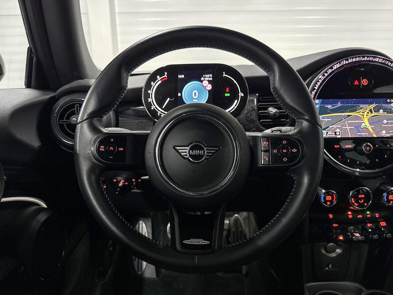 Mini John Cooper Works 3-deurs Cooper | JCW aërodynamicaset | Navigatiesysteem | AppleCarplay