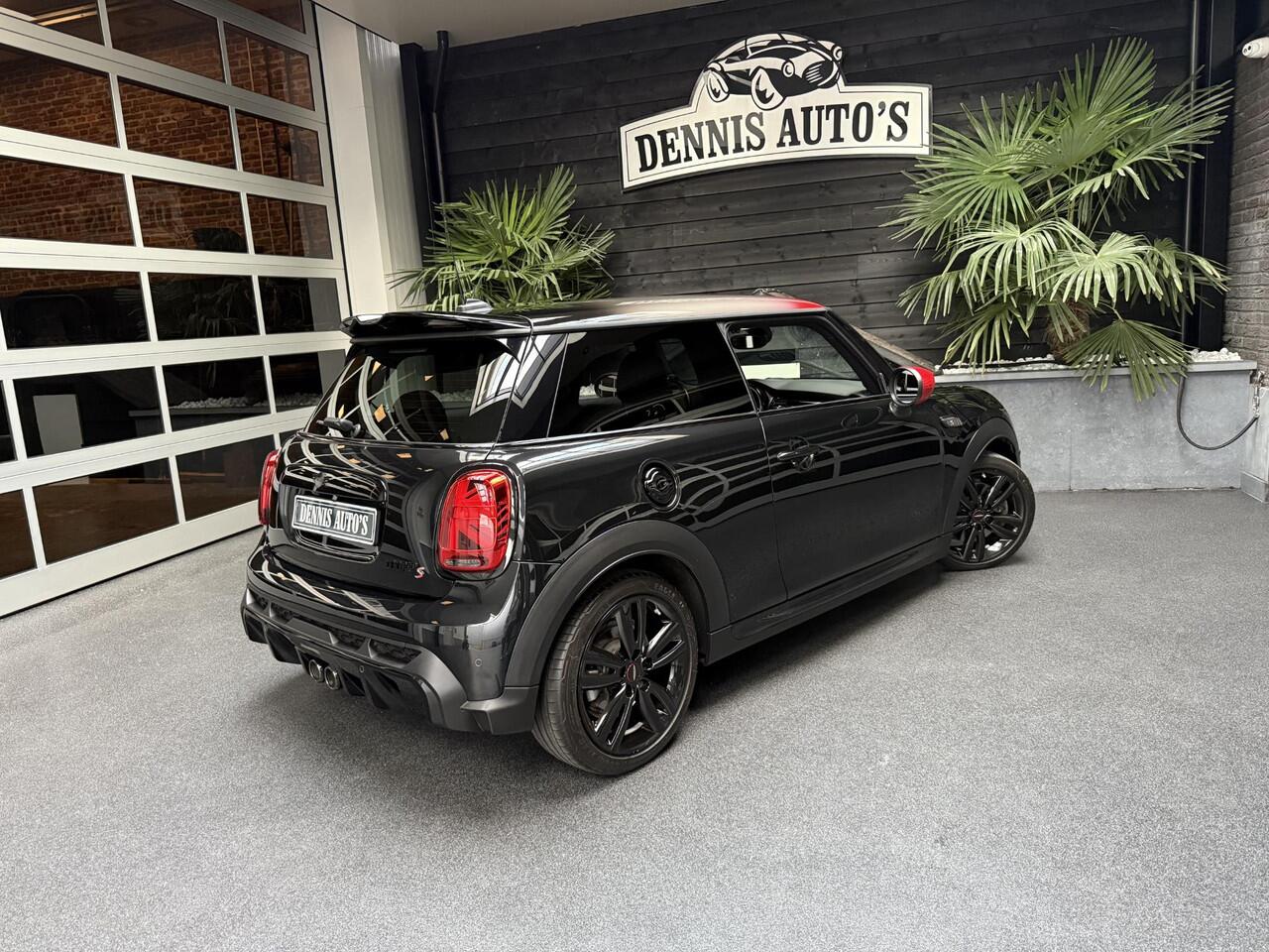 Mini John Cooper Works Mini 2.0 S Trim Resolute Go Edition