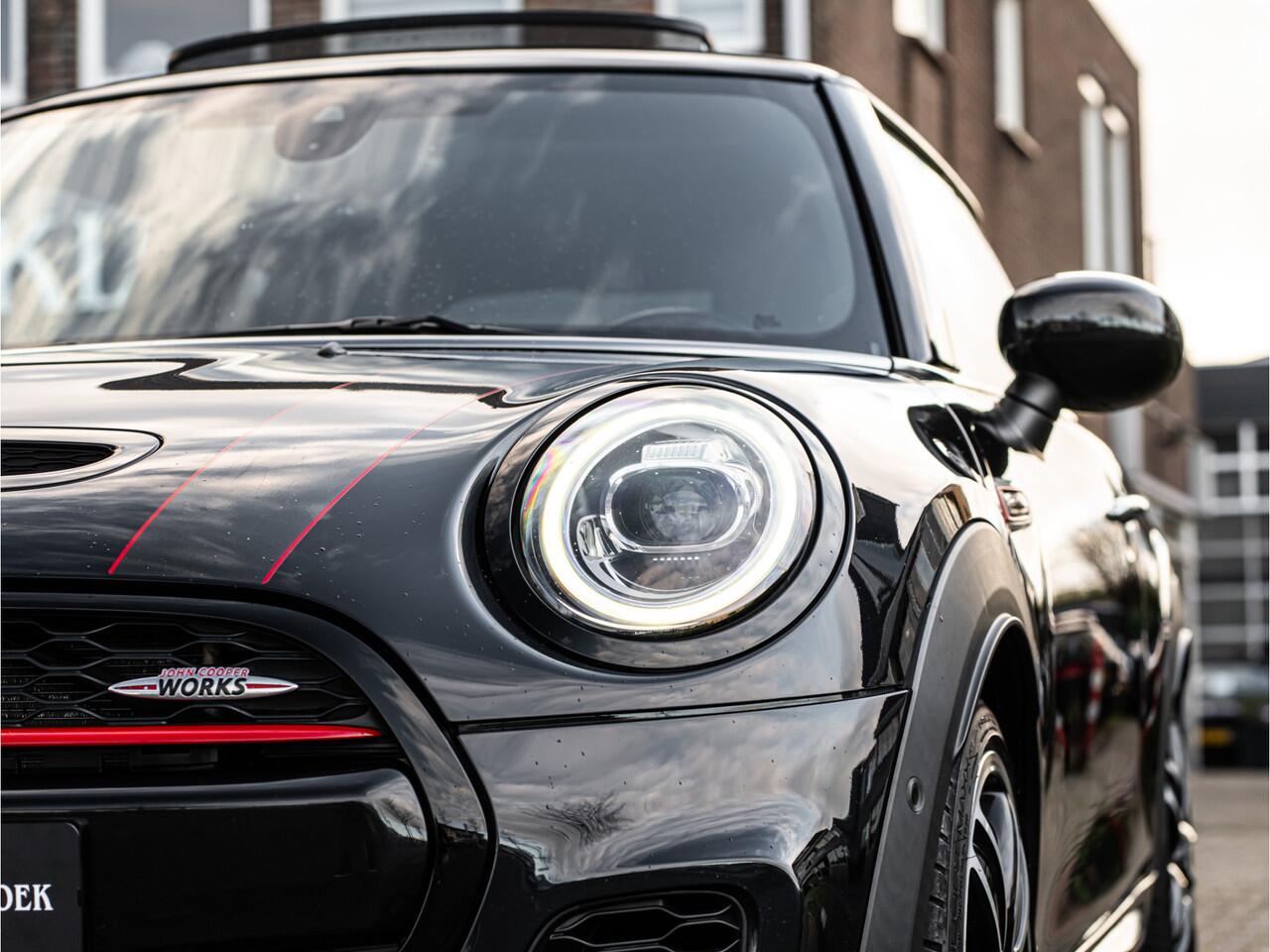 Mini John Cooper Works Mini 2.0 Cooper Chili ORG NL PANO HARMAN KARDON CAMERA LED ADAP CRUISE