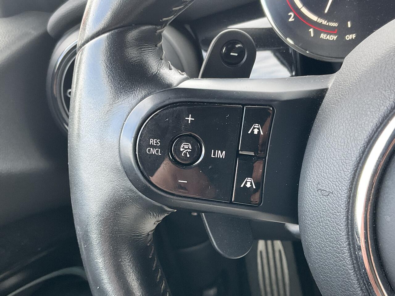 Mini John Cooper Works Mini Cabrio 2.0 Incl.BTW Cabrio H/K Hud Adap.Cruise Stoelverw British-Racing Green!