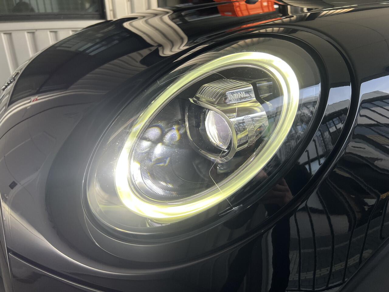 Mini John Cooper Works Mini 1.5 Cooper Pack | AUTOMAAT | LEDER | SCHUIF/KANTELDAK | CARPLAY/ANDROID | NAVI | CRUISE CONTROL | PDC V+A | CLIMATE CONTROL | LMV 18'' | KEYLESS | BLUETOOTH