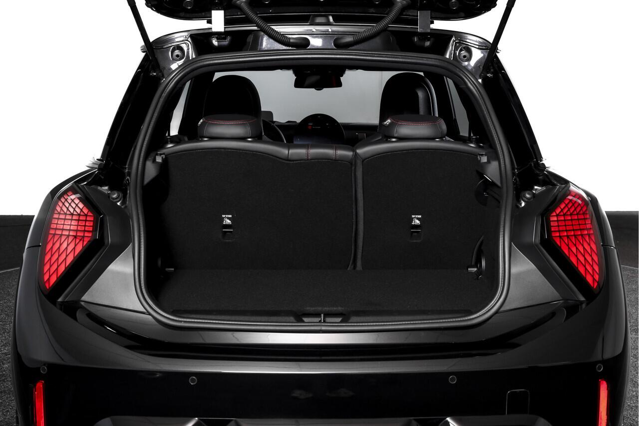 Mini John Cooper Works Mini 2.0 JCW XL 232PK - Automaat | S/K Panodak | Dig. Cockpit | Adapt. Cruise | Elek. Stoelen-+massage+verwarming | PDC | 360 Camera | NAV + App. Connect | ECC | Harman/Kardon | LM 18" | 5785