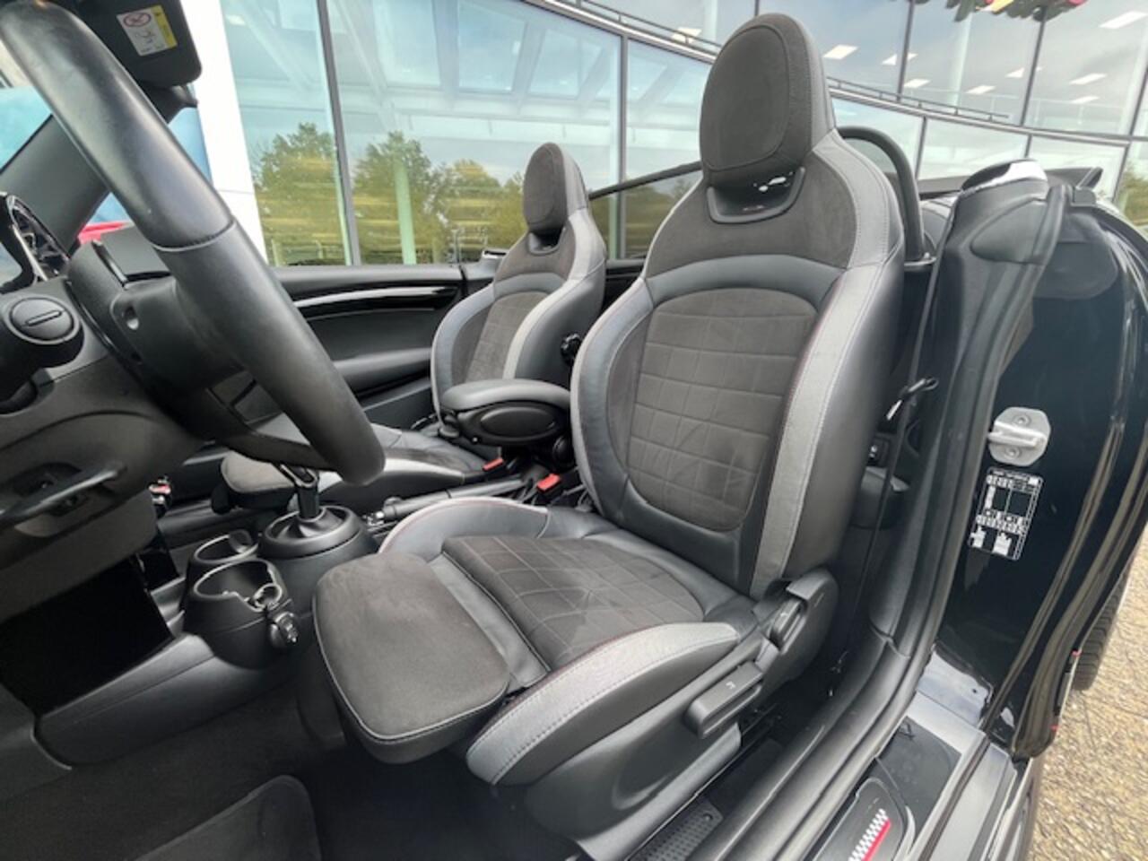 Mini John Cooper Works Mini Cabrio 1.5 Cooper Rockingham GT Edition