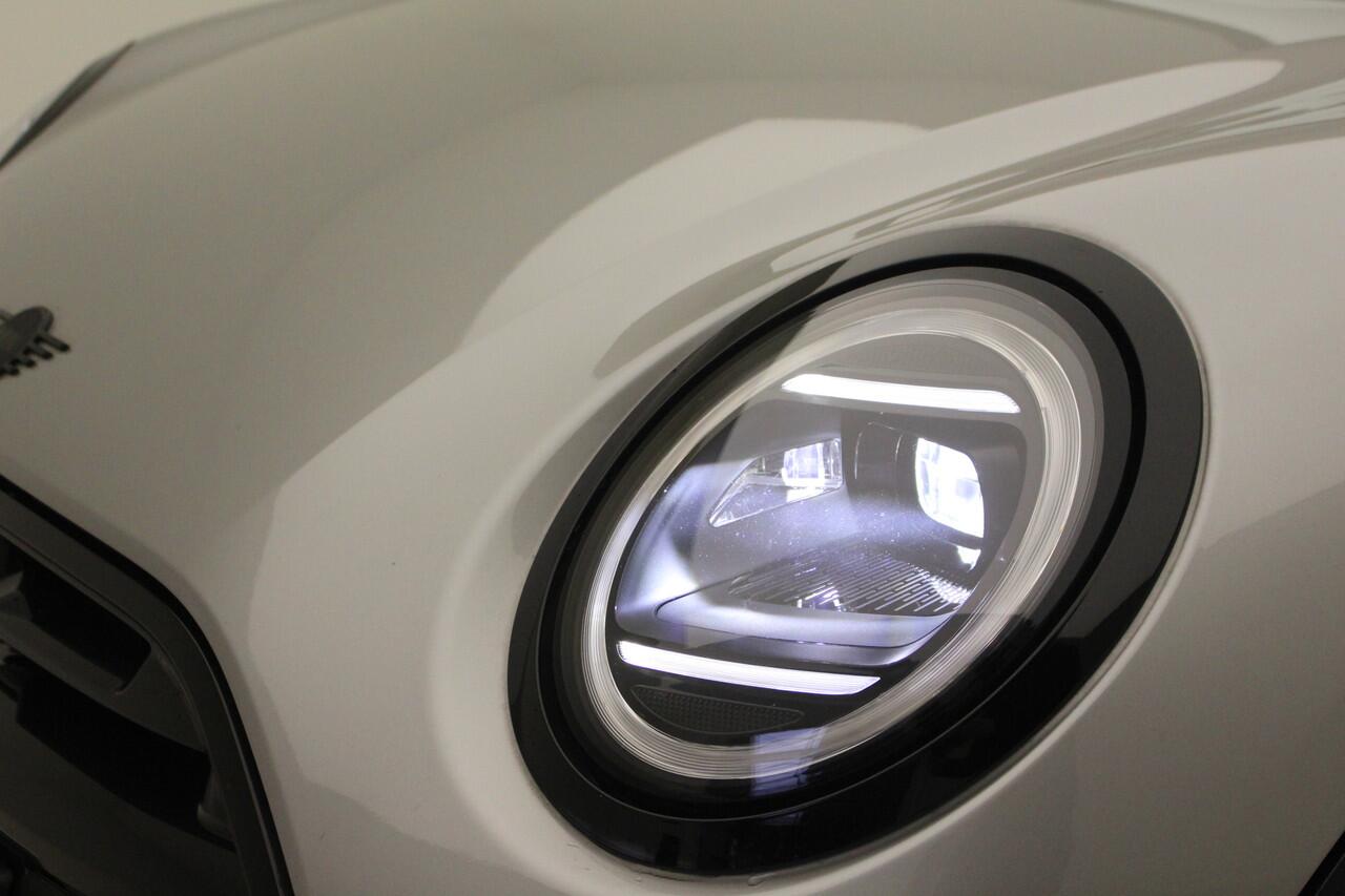 Mini John Cooper Works 3-deurs C Cooper M | 17" | Comfort Acces | Panorama | Stoel/Stuurverwarming | Head-Up