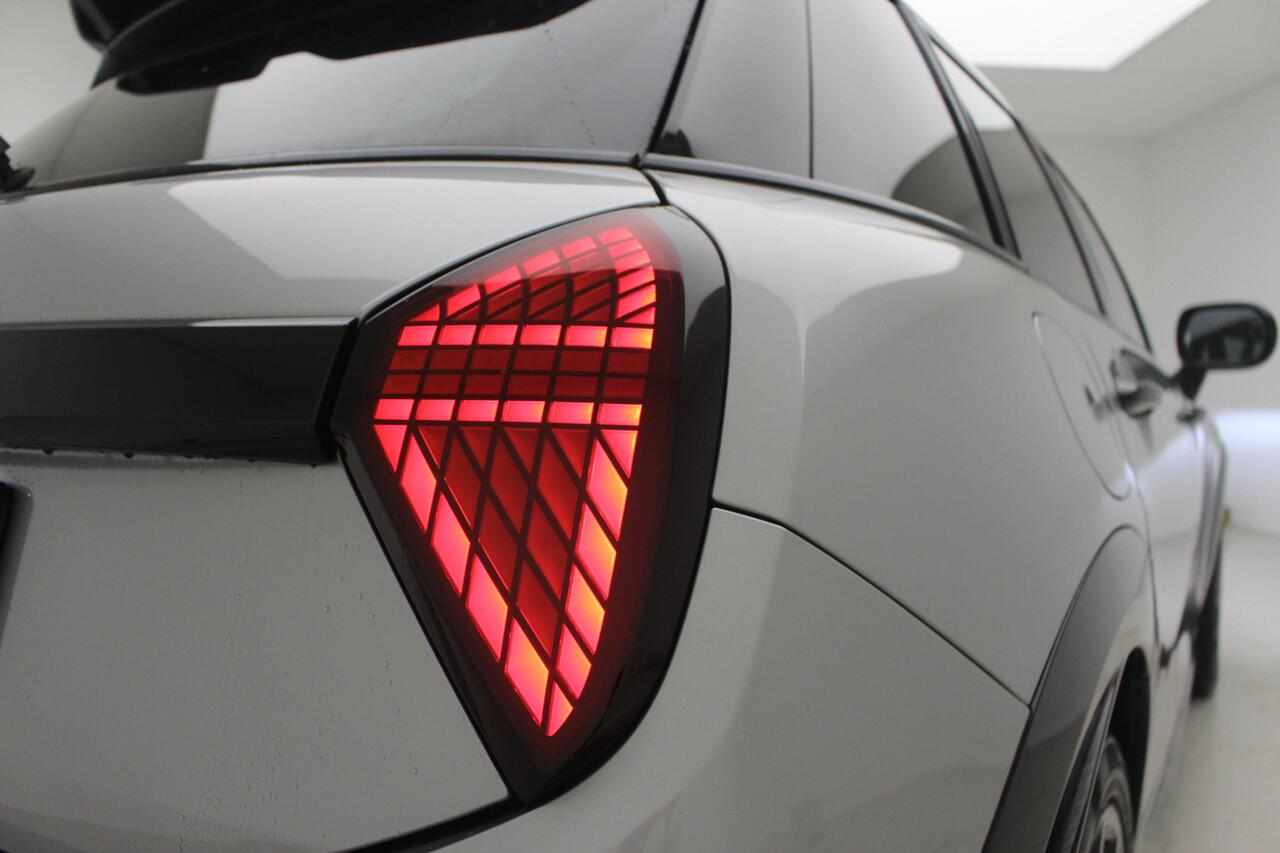 Mini John Cooper Works 5-deurs C Cooper M | 17" | Comfort Acces | Stoel/Stuurverwarming | Panorama | Head-Up