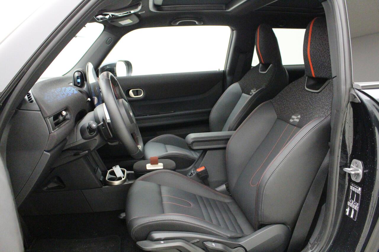 Mini John Cooper Works 3-deurs C Cooper M | Comfort Acces | Panorama | Stoel/Stuurverwarming | Head-Up