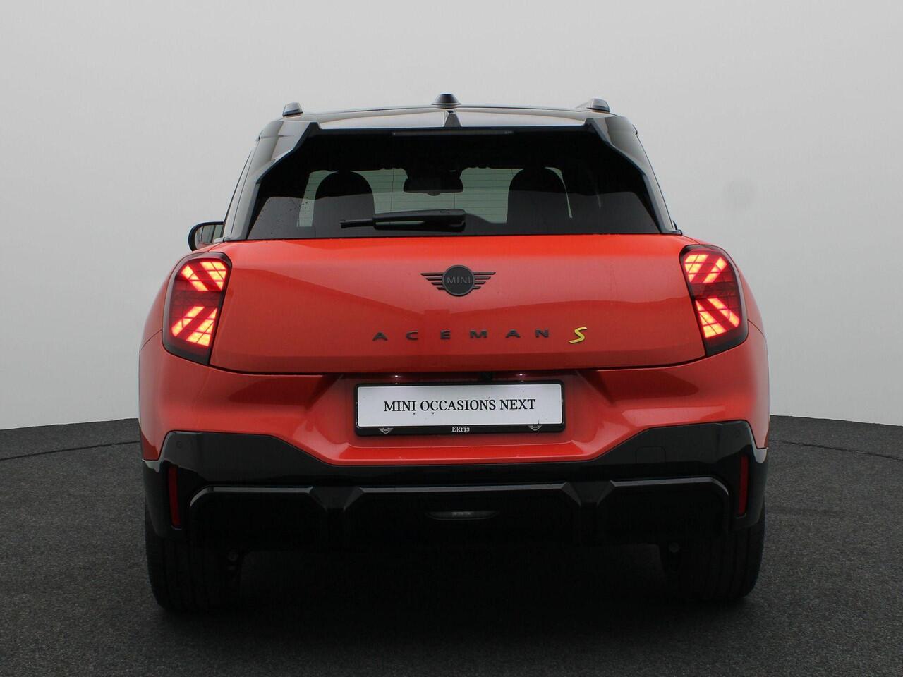 Mini John Cooper Works Aceman Pakket M + Panoramadak + Stuurwielrand verwarmd + Driving Assistant + Parking Assistant + Comfort Access + LED + 19''