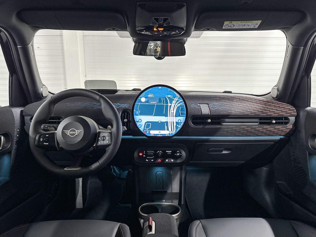 Mini John Cooper Works 5-deurs C Cooper M | John Cooper Works uitvoering | Pakket | 17" JCW Sprint Spoke Black | Opruimingsvoordeel