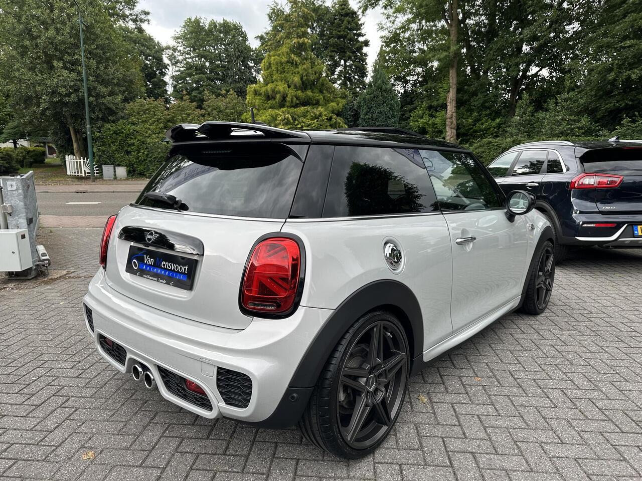 Mini John Cooper Works Mini 2.0 S Automaat JCW AC-Schnitzer Uniek! 17dKM!|JCW-stoelen|Panorama|CarPlay|Camera