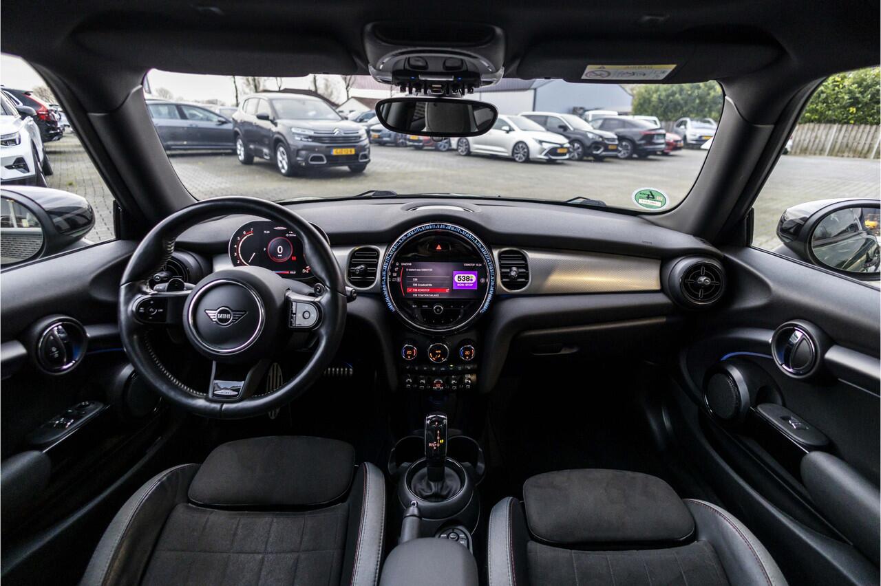 Mini John Cooper Works Mini 2.0 JCW Pack | Pano | Camera