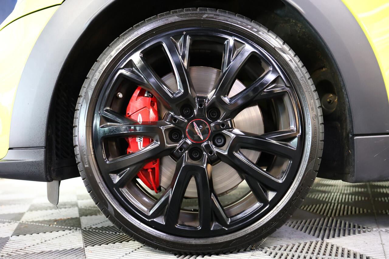 Mini John Cooper Works Mini Cabrio 2.0 JCW avm Origineel NL Unieke Kleur Lage KM! '22