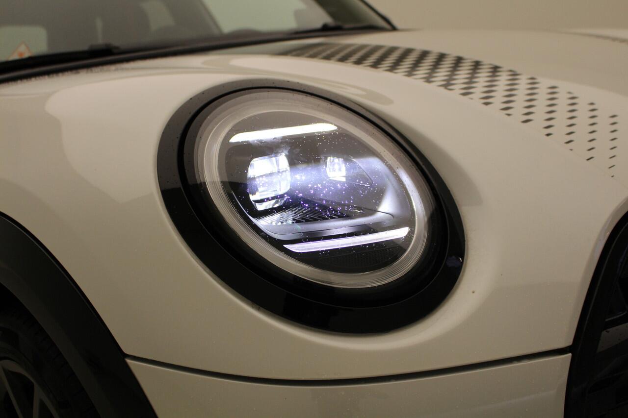 Mini John Cooper Works 5-deurs C Cooper M | 17" | Comfort Acces | Panorama | Stoel/Stuurverwarming | Head-Up