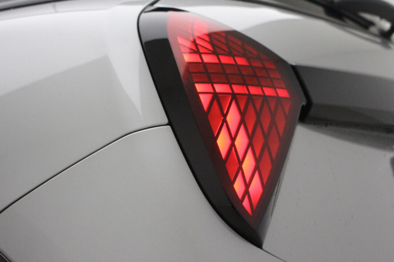 Mini John Cooper Works 3-deurs C Cooper M | 17" | Comfort Acces | Panorama | Stoel/Stuurverwarming | Head-Up