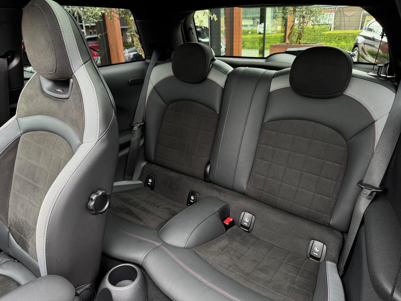 Mini John Cooper Works Mini 2.0 | Pano | Head-up | Orig NL | Adap Cruise | H&K