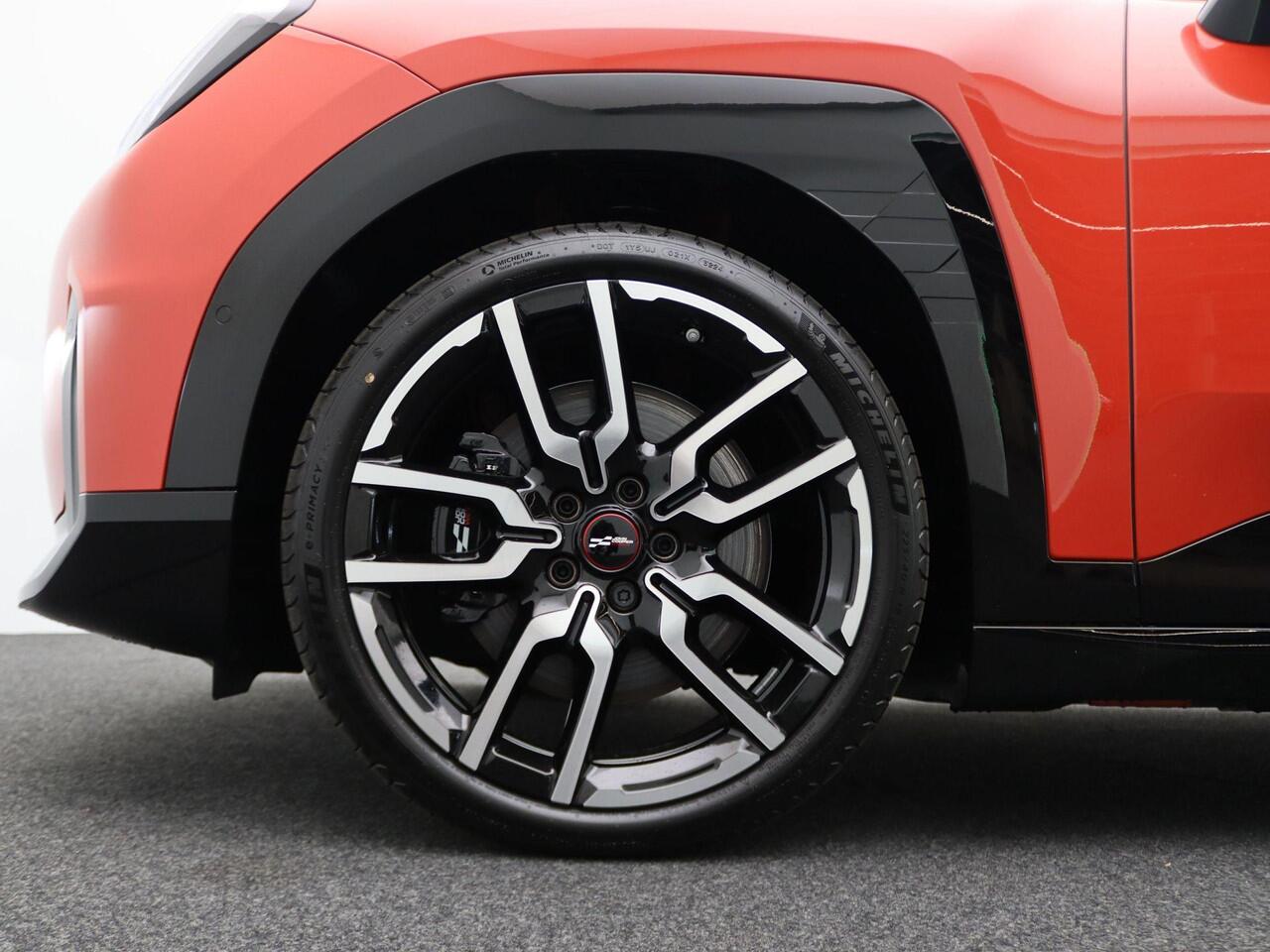 Mini John Cooper Works Aceman Pakket M + Panoramadak + Stuurwielrand verwarmd + Driving Assistant + Parking Assistant + Comfort Access + LED + 19''