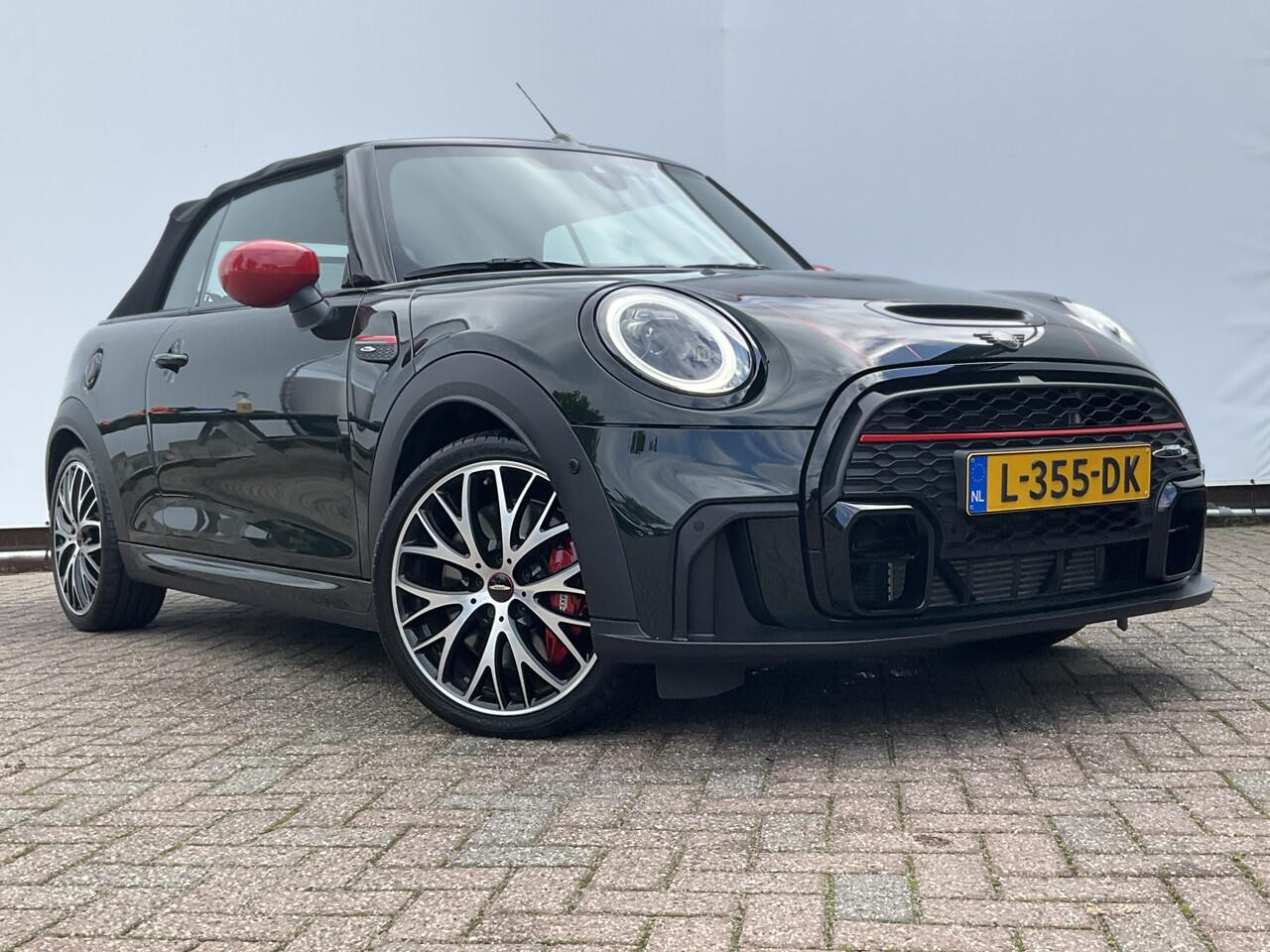 Mini John Cooper Works Mini Cabrio 2.0 Incl.BTW Cabrio H/K Hud Adap.Cruise Stoelverw British-Racing Green!