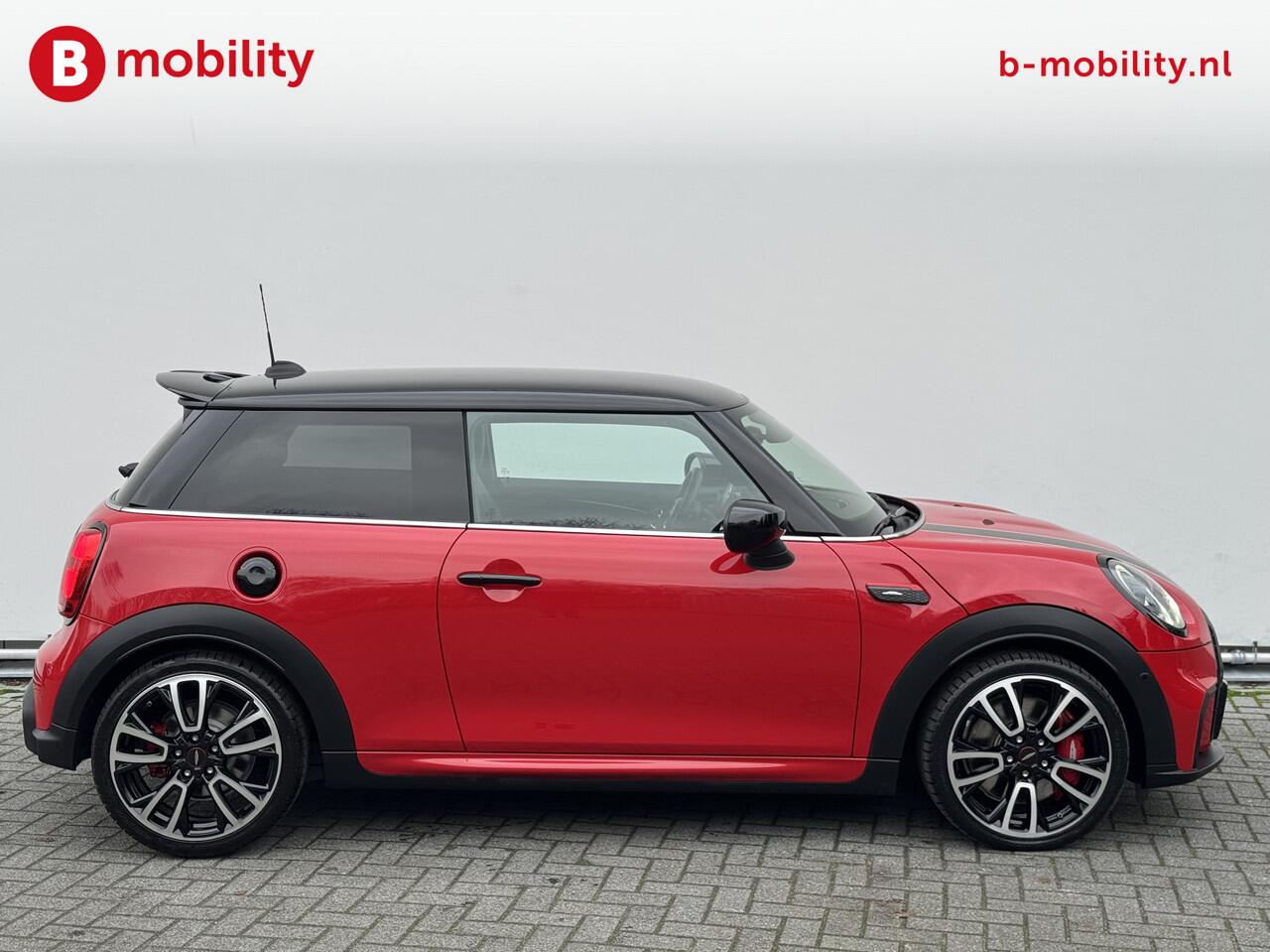 Mini John Cooper Works 2.0 Cooper 232PK JCW Pack Head-Up Display | Adaptive Cruise | Adaptief Onderstel | Stuur/Stoelverwarming | Comfort Access | Achteruitrijcamera