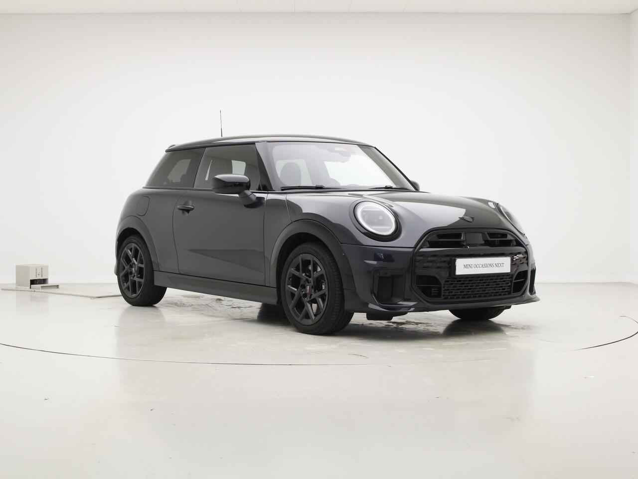 Mini John Cooper Works 3-deurs C Cooper M | Comfort Acces | Panorama | Stoel/Stuurverwarming | Head-Up