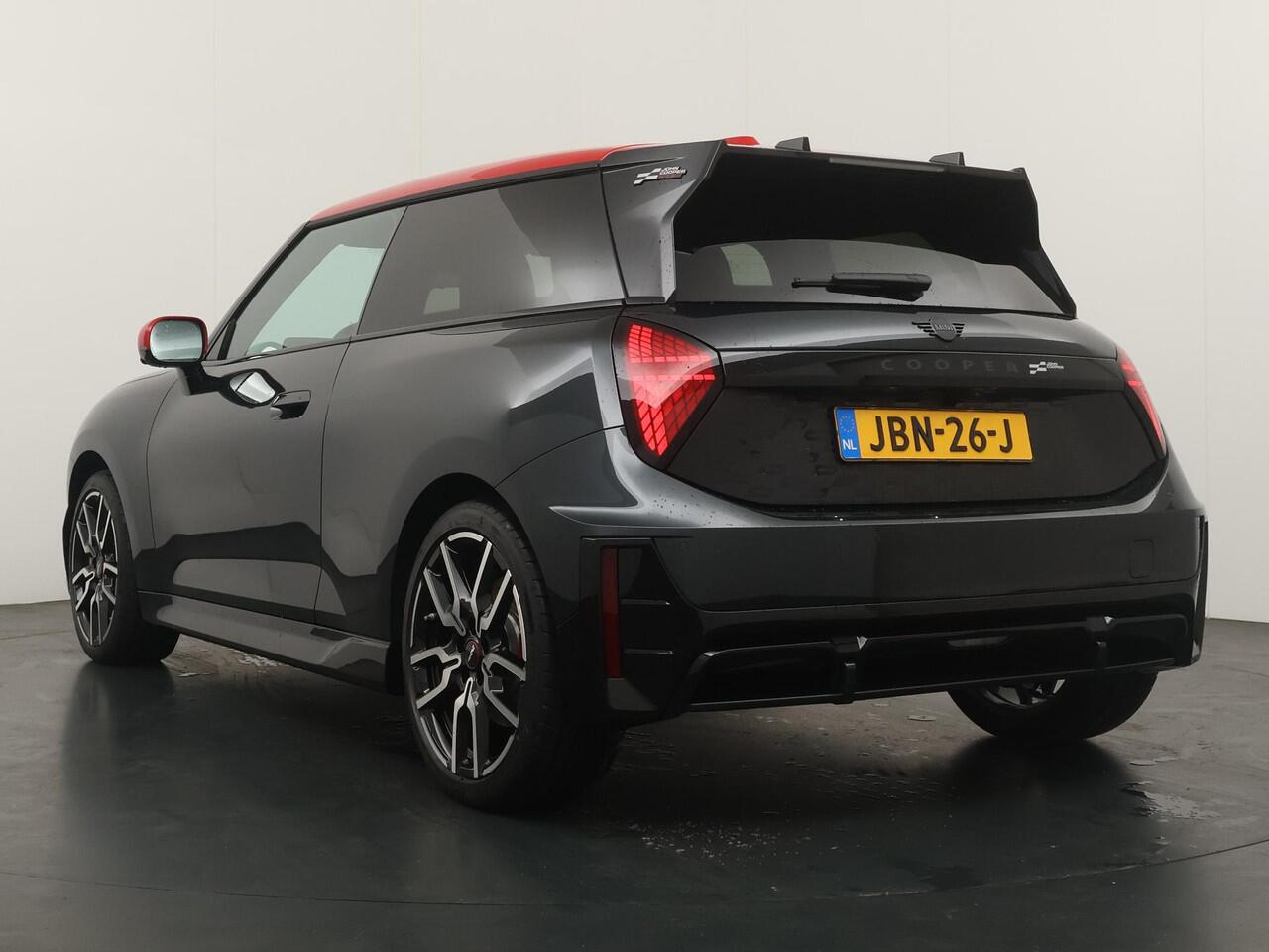 Mini John Cooper Works JCW L-pakket | Panoramadak | Stuur-stoelverwarming | Head-Up | Harman - Kardon |