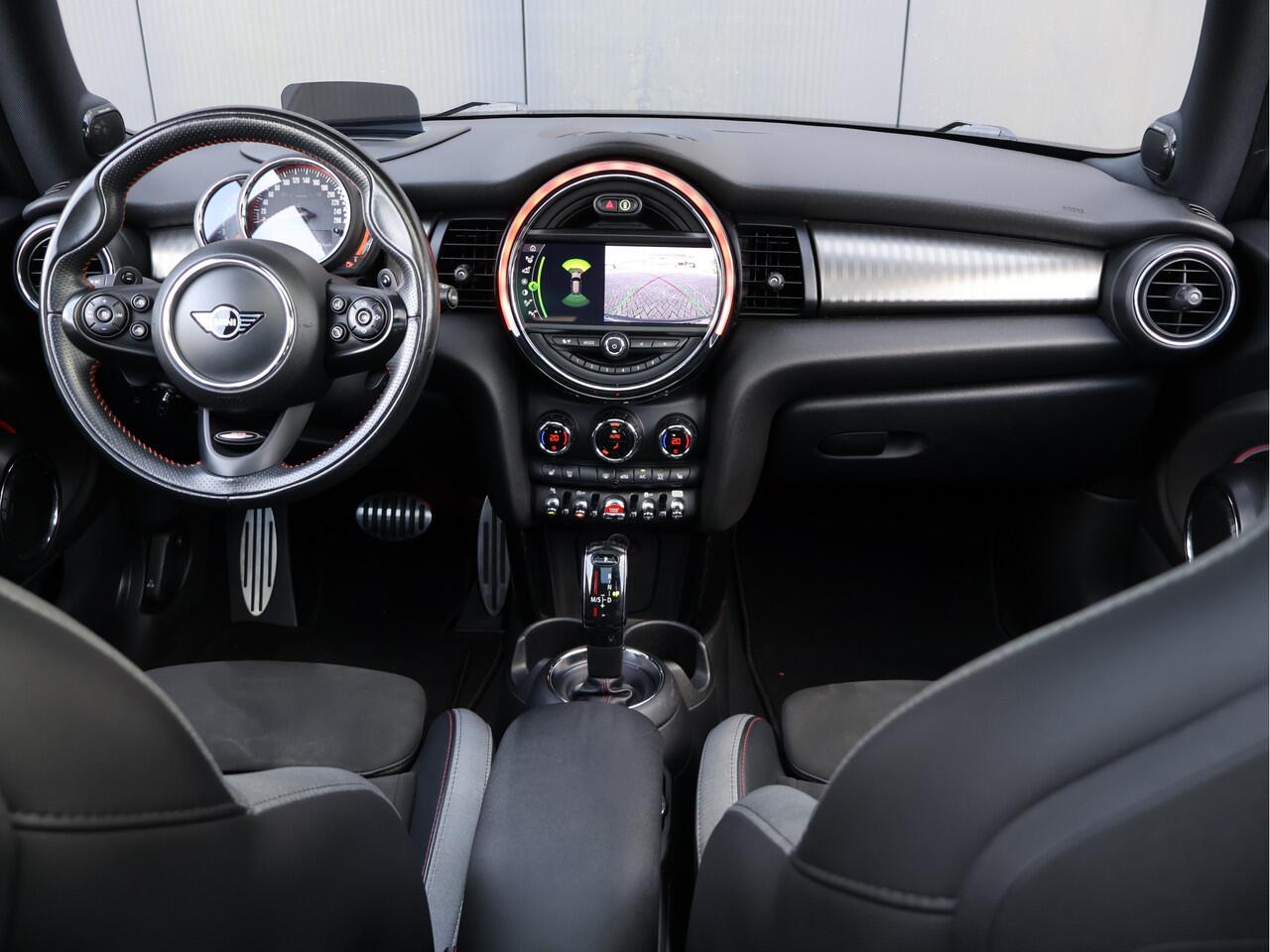 Mini John Cooper Works Mini 2.0 231PK | ACC | HUD | Harman/Kardon | Pano | Keyless |