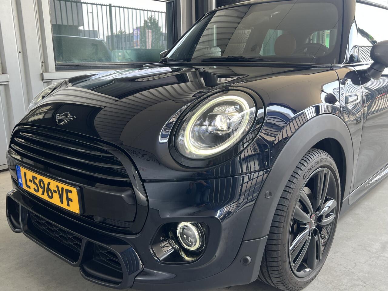 Mini John Cooper Works Mini 1.5 Dalston Edition | JCW PACK | LEDER | HARMAN/KARDON | CARPLAY/ANDROID | NAVI | CRUISE CONTROL | PDC V+A | CLIMATE CONTROL | LMV 17'' | STOELVERWARMING | KEYLESS | LED