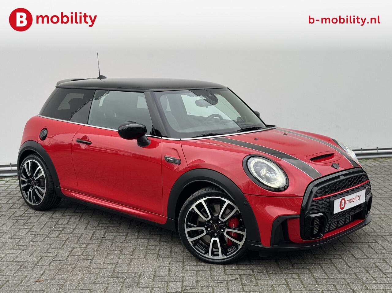 Mini John Cooper Works 2.0 Cooper 232PK JCW Pack Head-Up Display | Adaptive Cruise | Adaptief Onderstel | Stuur/Stoelverwarming | Comfort Access | Achteruitrijcamera