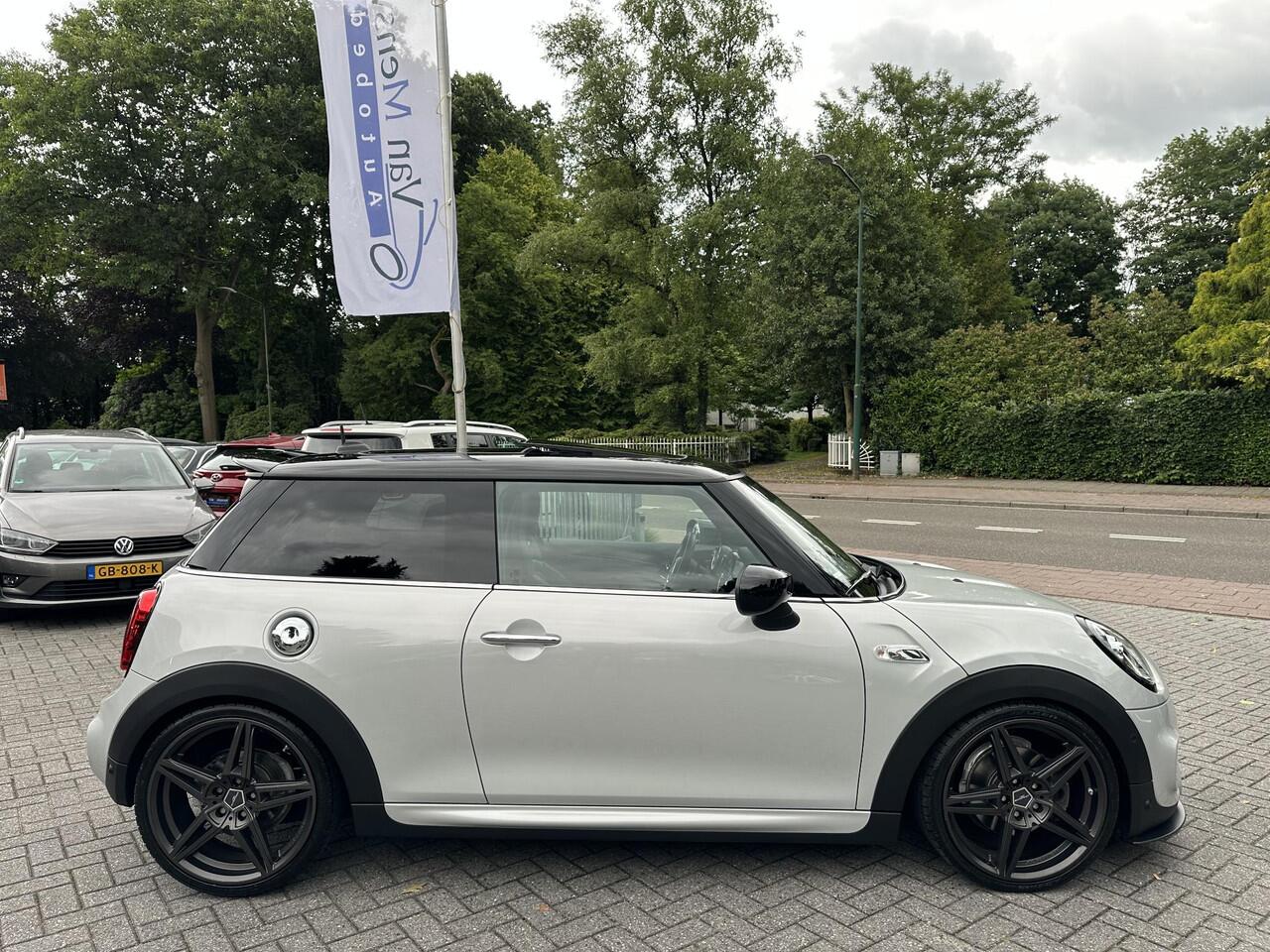 Mini John Cooper Works Mini 2.0 S Automaat JCW AC-Schnitzer Uniek! 17dKM!|JCW-stoelen|Panorama|CarPlay|Camera