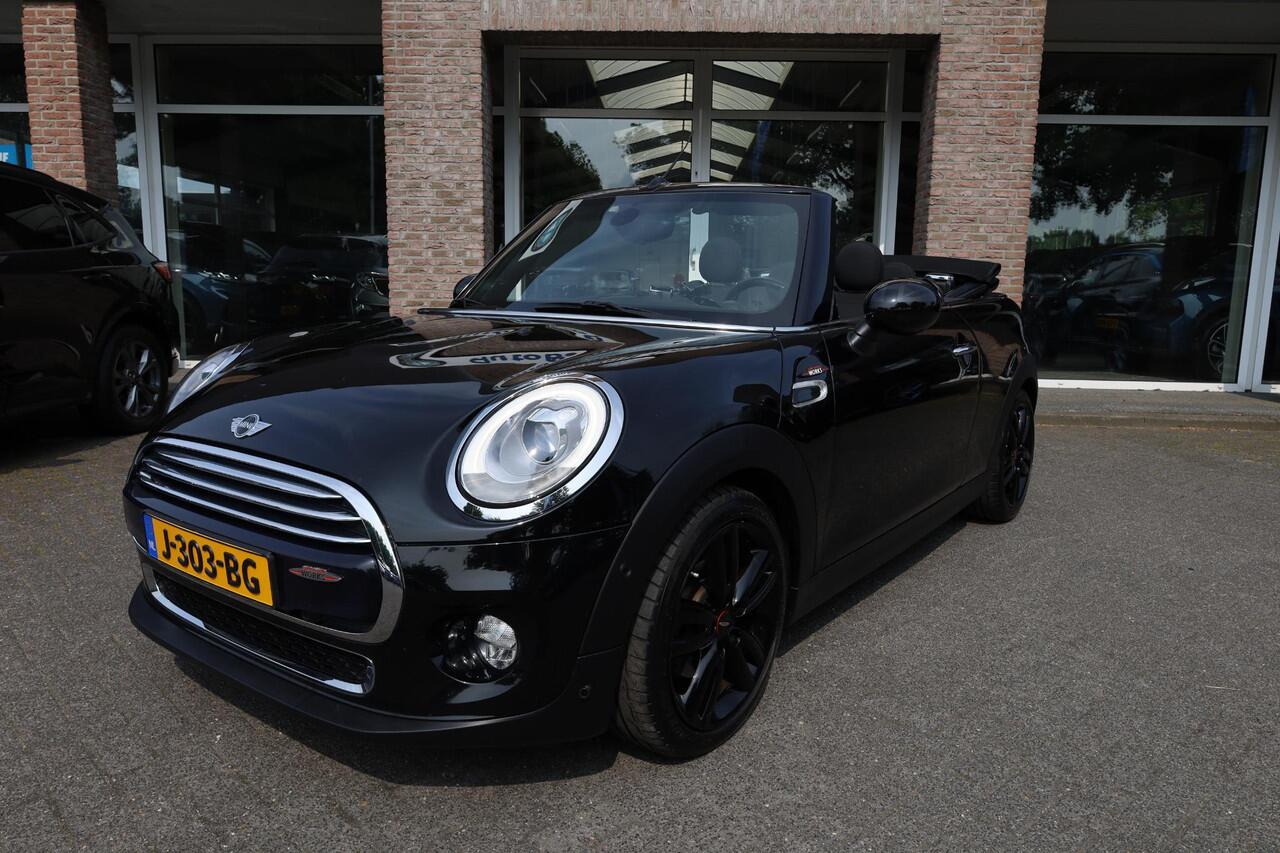 Mini John Cooper Works Mini Cabrio 1.5 JCW Chili HARMAN&KARDON STOELVERW. HALFLEER NAVI CRUISE CLIMA VOICE 2xPDC 17''LMV WINDSCHERM SFEERVERL.